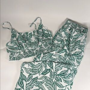 2 Piece Pink Lily set